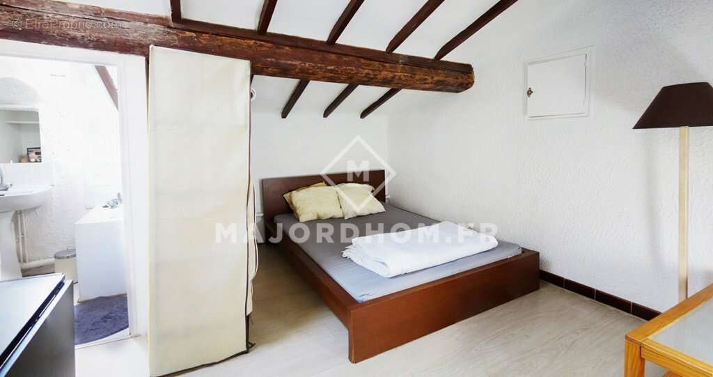 Appartement à MARSEILLE-6E