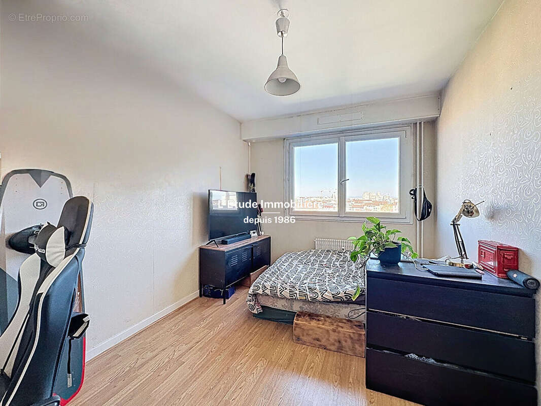 Appartement à LYON-6E
