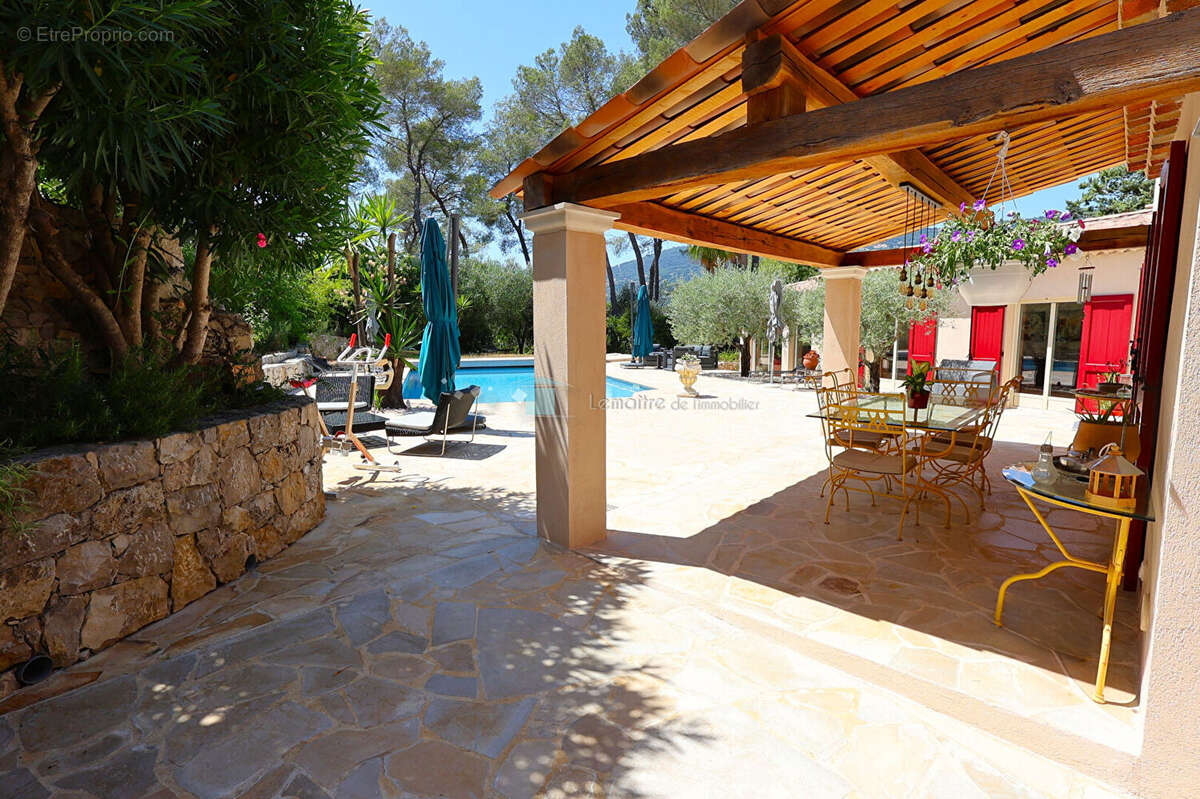 Maison à PEYMEINADE