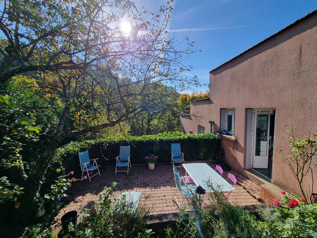 Maison à BELLEGARDE-EN-FOREZ