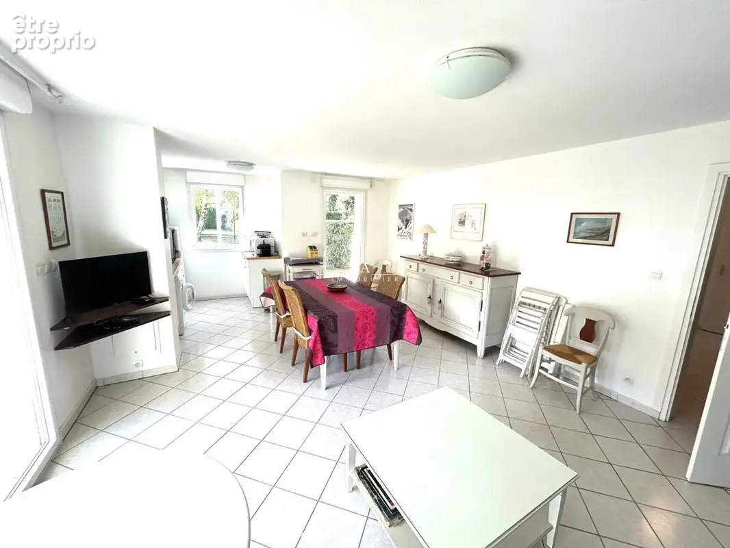 Appartement 3 pièces 64 m² à vendre à Saint-Mamet (31110) - photo 2