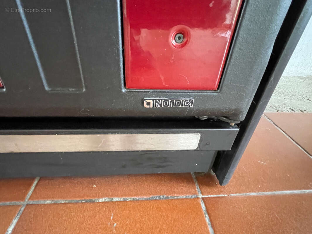 Maison à SAINT-MARCEL-EN-MARCILLAT