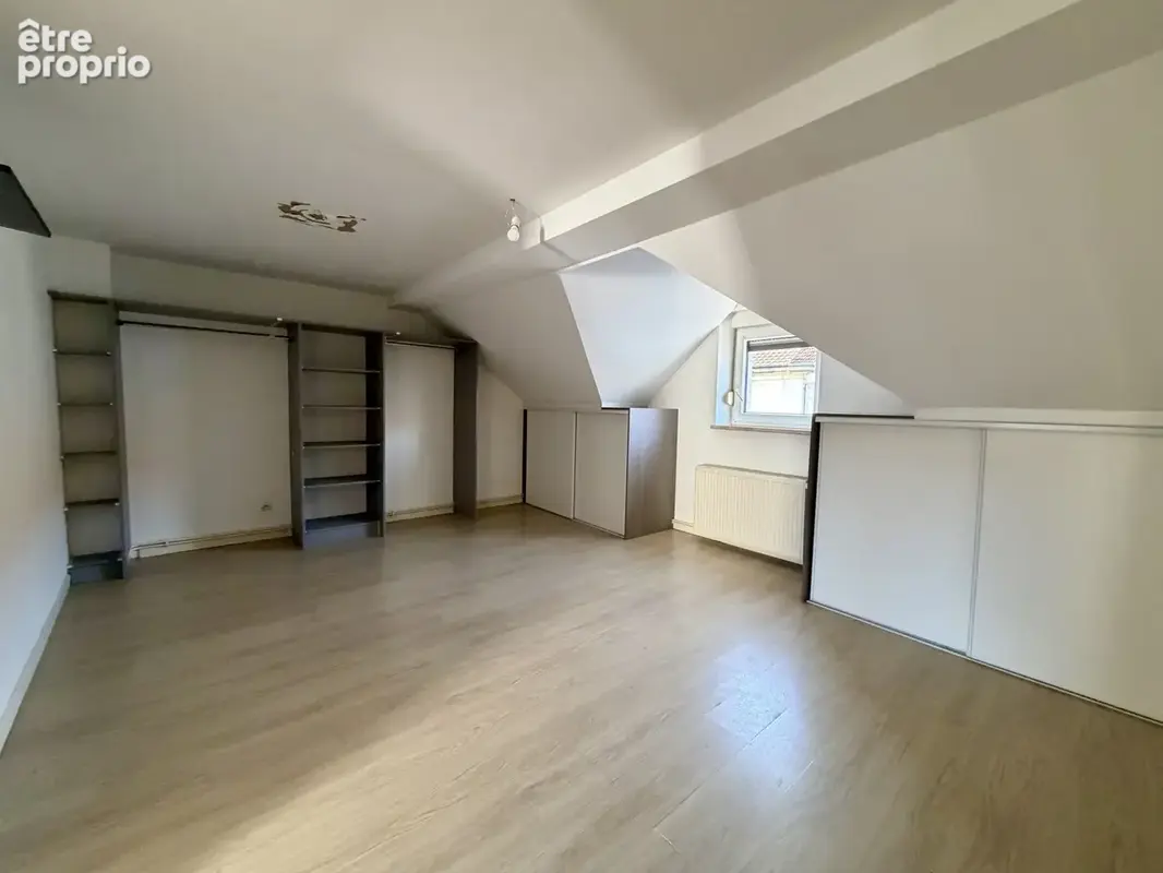 Immeuble avec local commercial 430 m2 +appartement 80 m2 en centre ville - photo 8