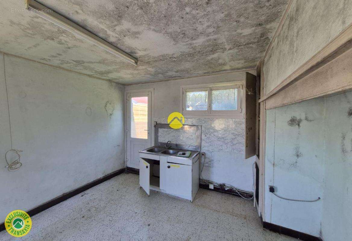 Ensemble immobilier - photo 7