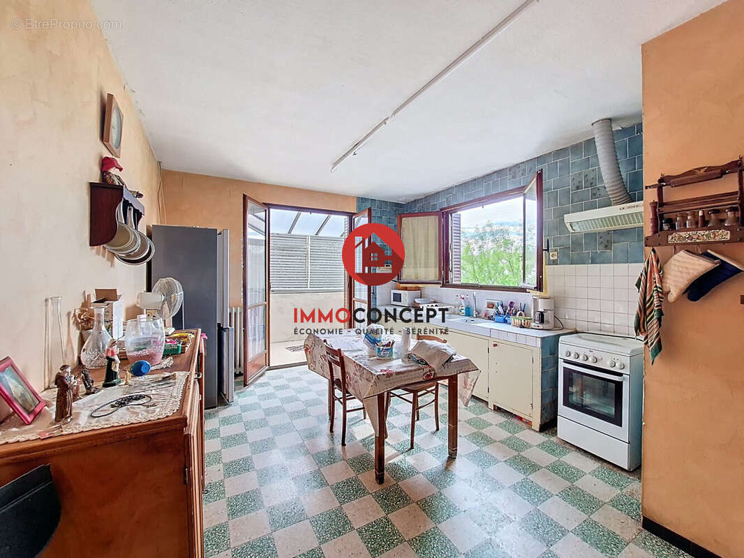Maison à ROQUEMAURE