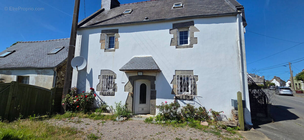 Maison à PLESTIN-LES-GREVES