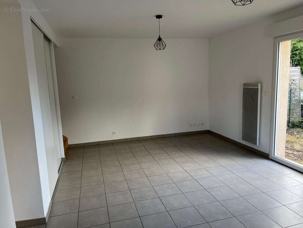 Maison à LABASTIDE-SAINT-SERNIN