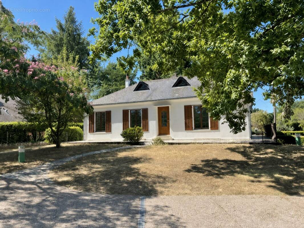 Maison à MONTS