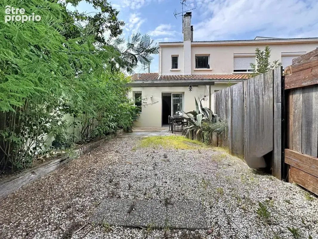 Appartement À Vendre - photo 2