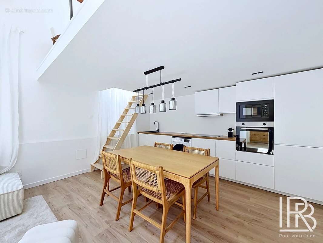 Appartement à MARSEILLE-7E