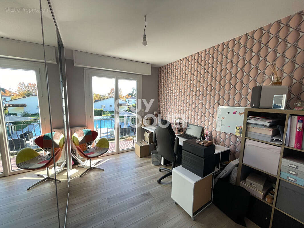 Maison à PARENTIS-EN-BORN