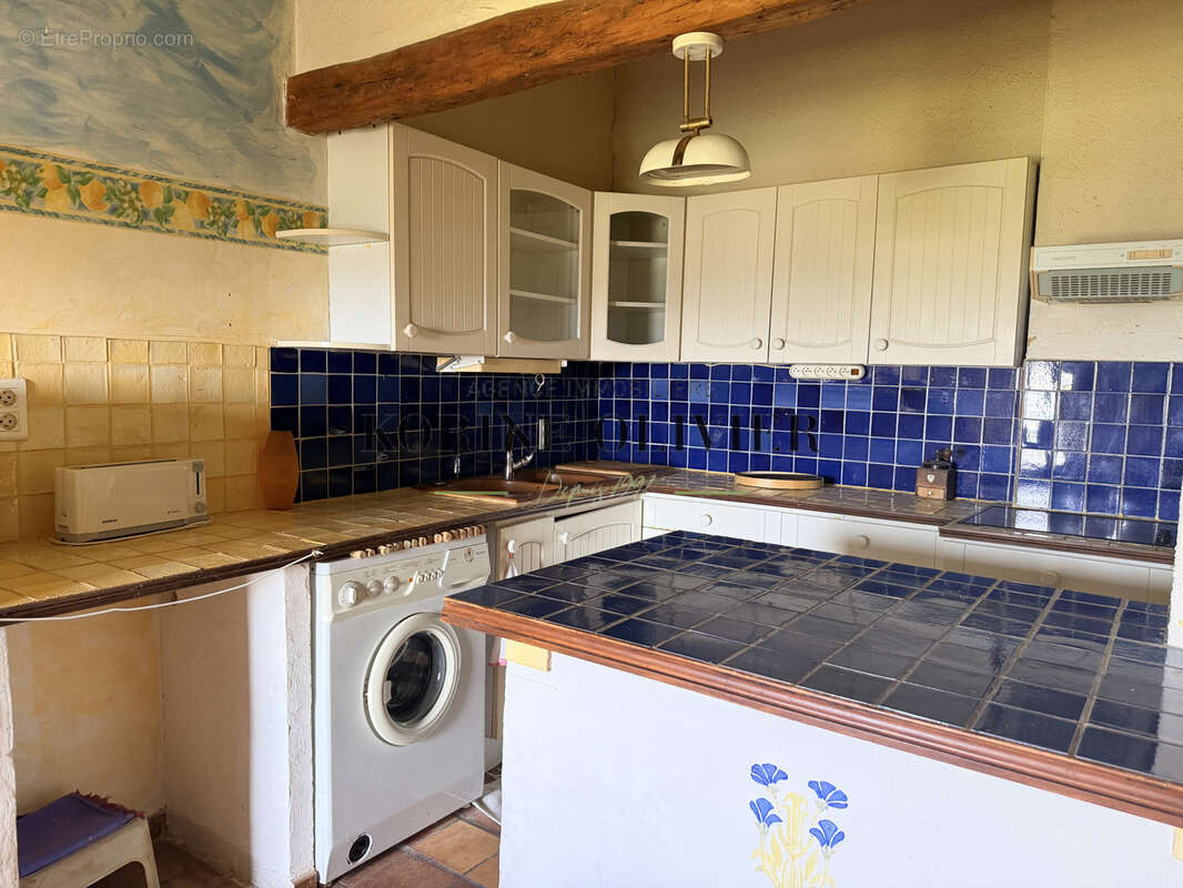 Appartement à EGUILLES
