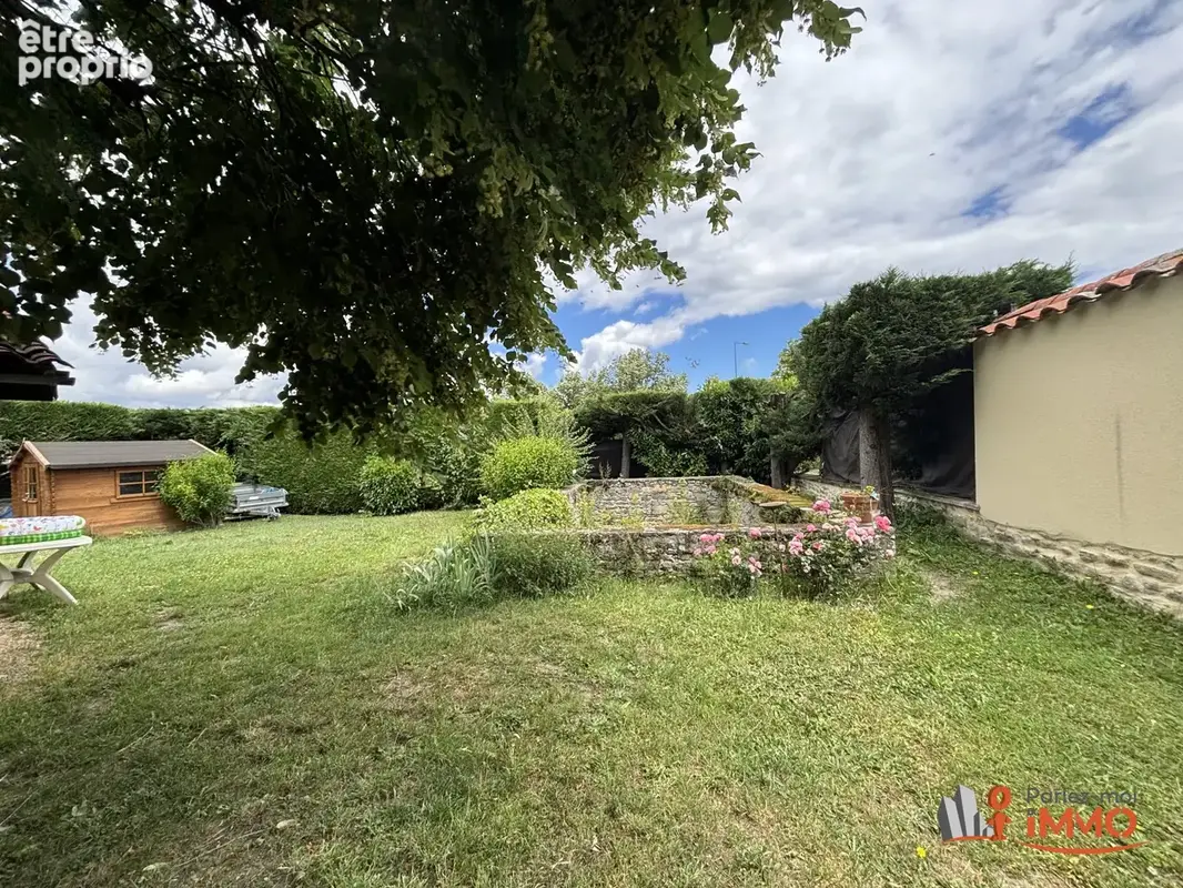 Maison 6 pièces 130 m² à vendre à Montbrison (42600) - photo 3