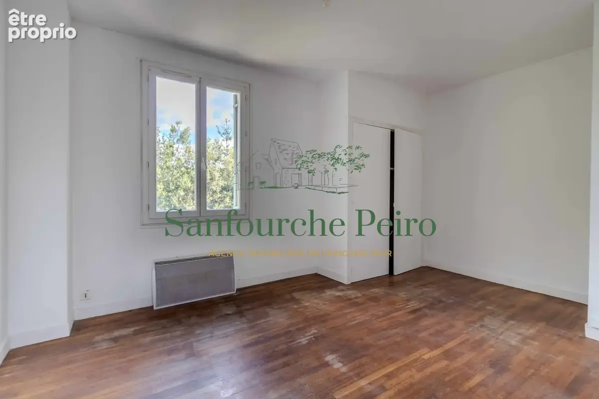Au coeur du centre historique de Sarlat - Périgord noir -  Immeuble avec 3 appartements - photo 11