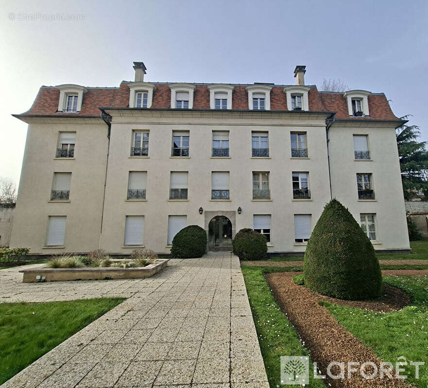 Appartement à FONTAINEBLEAU