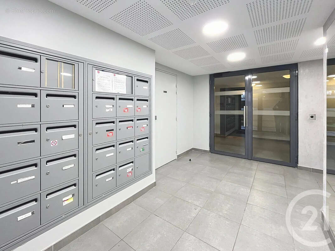 Appartement à BRIE-COMTE-ROBERT