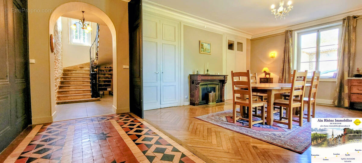 Maison à LIMAS