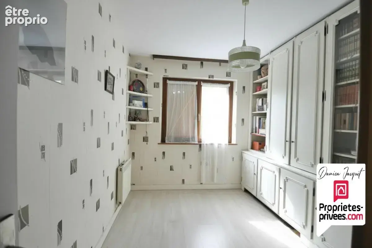 Maison familiale 5 pièces. 118,90 m² habitables. Terrain de 2 566 m² .  Autechaux-Roide - photo 8