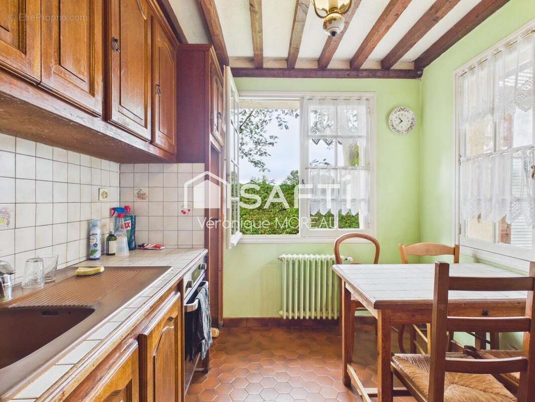 Maison 83 m² à Sainte-Croix-Grand-Tonne  - photo 8