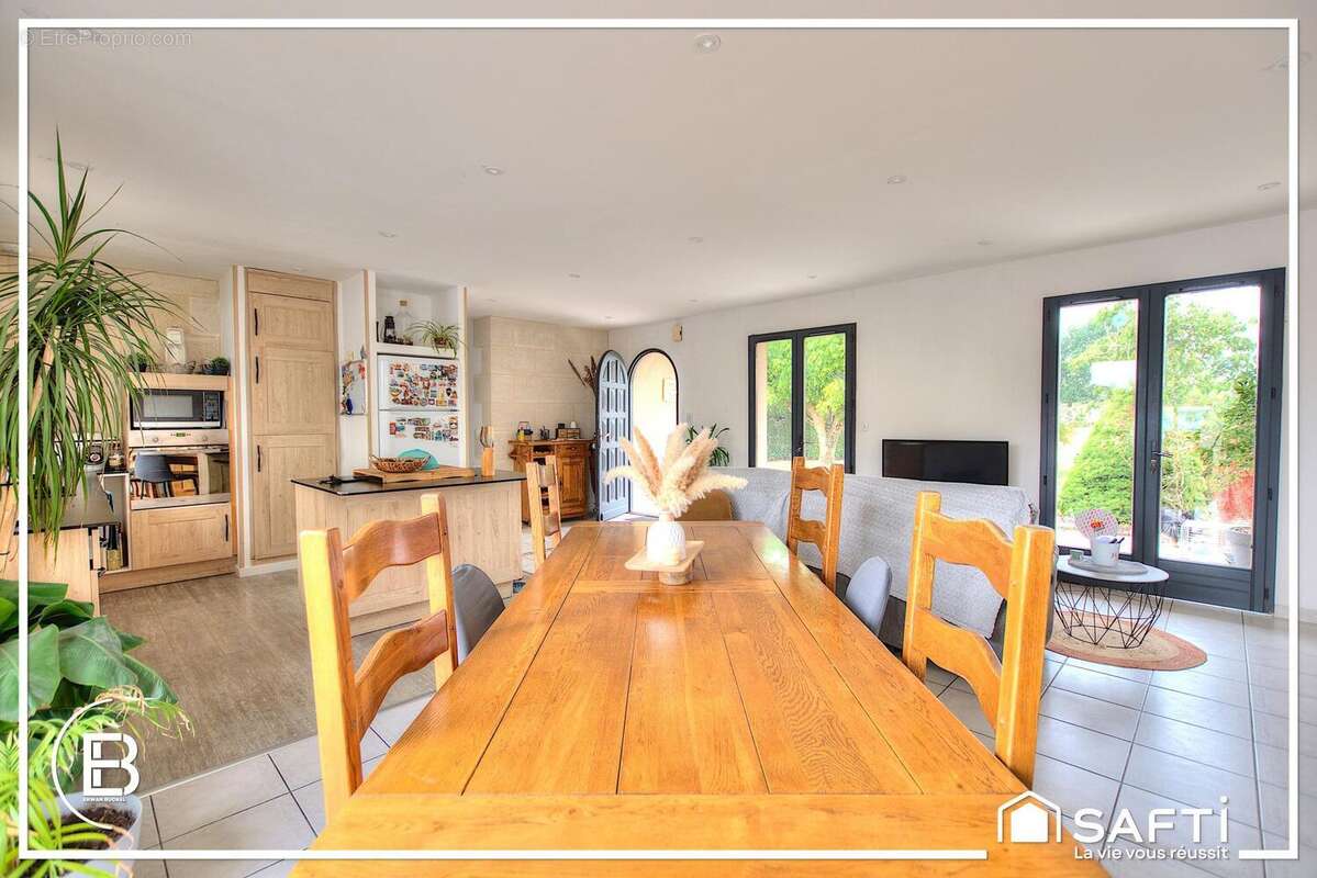 Maison 85 m² à Teuillac  - photo 5