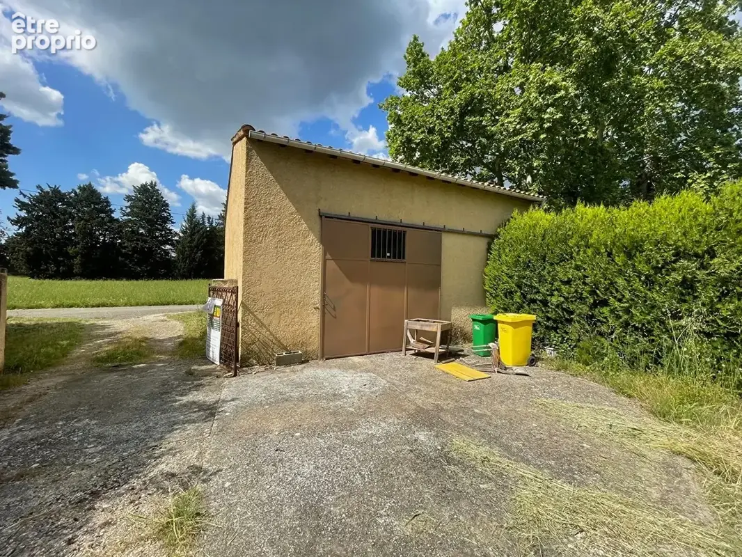 Terrain Caumont-sur-Durance 580.0 m² - photo 1