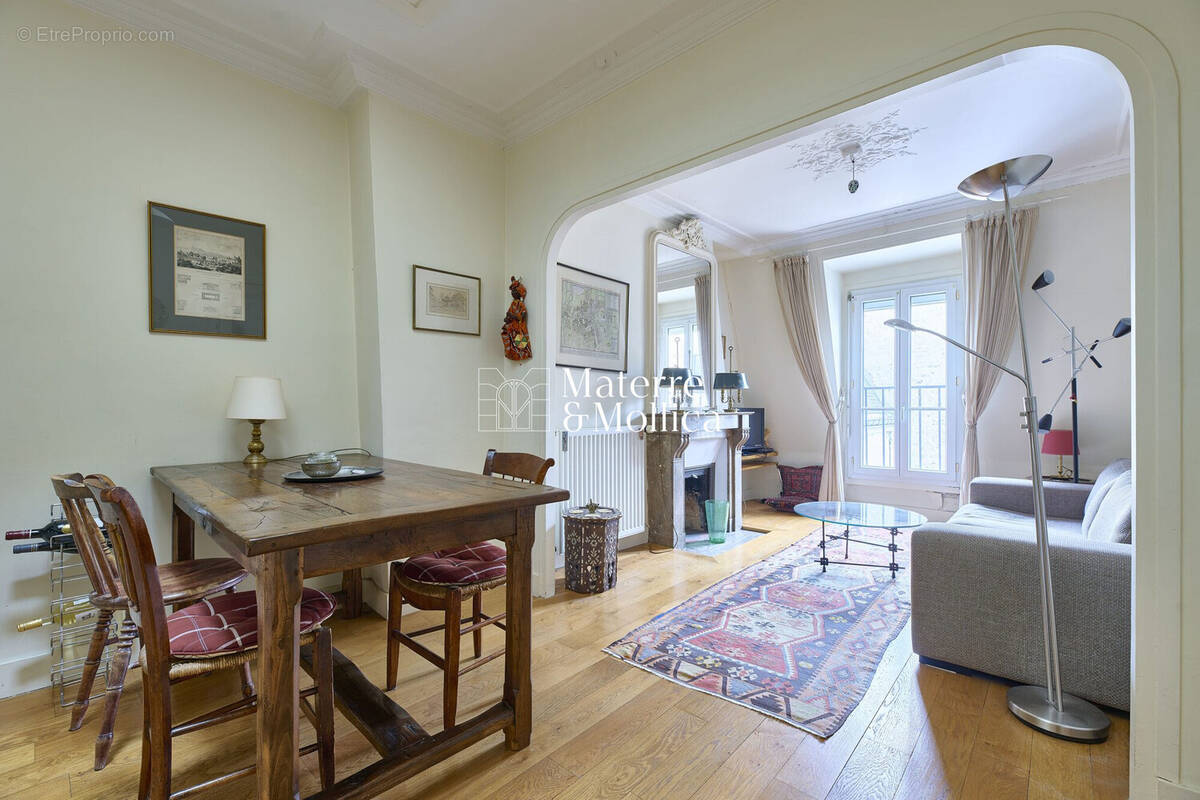 Appartement à PARIS-6E
