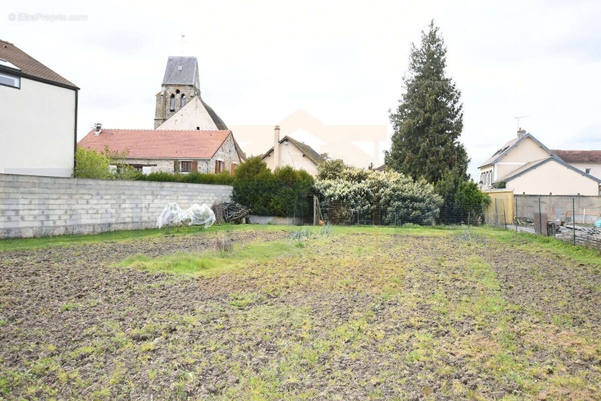 Terrain à BOIS-D'ARCY