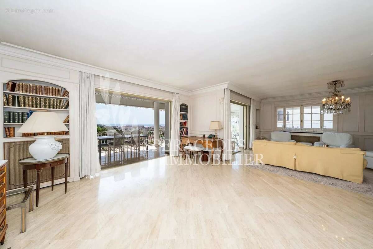 Maison à CANNES