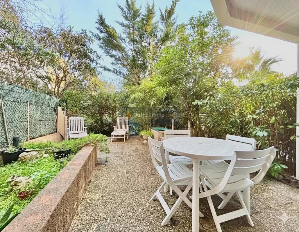 Appartement à FREJUS