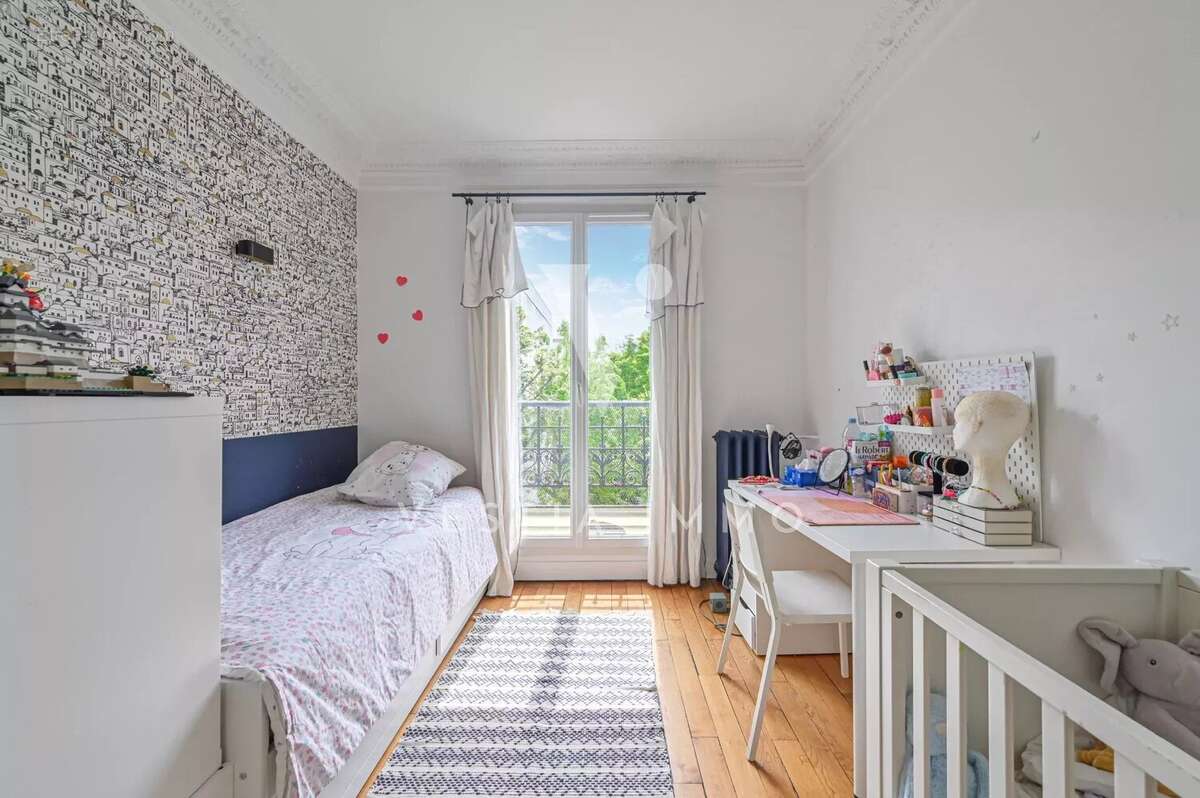 Appartement à NEUILLY-SUR-SEINE