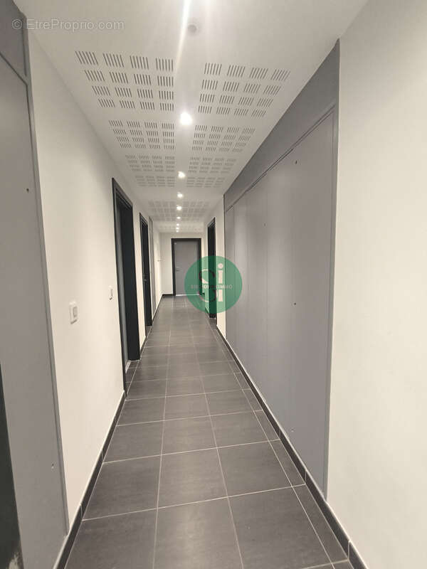 Exclusivite - elegant t3 avec terrasse, box - six fours les plages - photo 18
