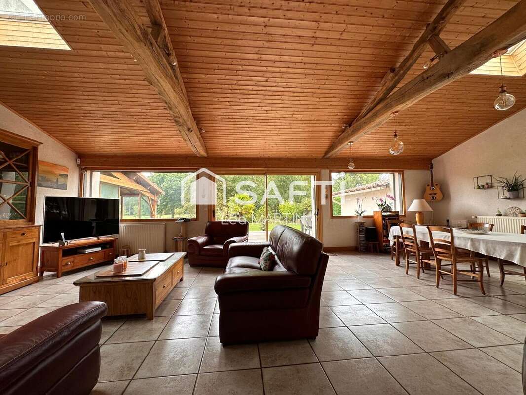 Photo 5 - Maison à SAINT-MACAIRE-EN-MAUGES