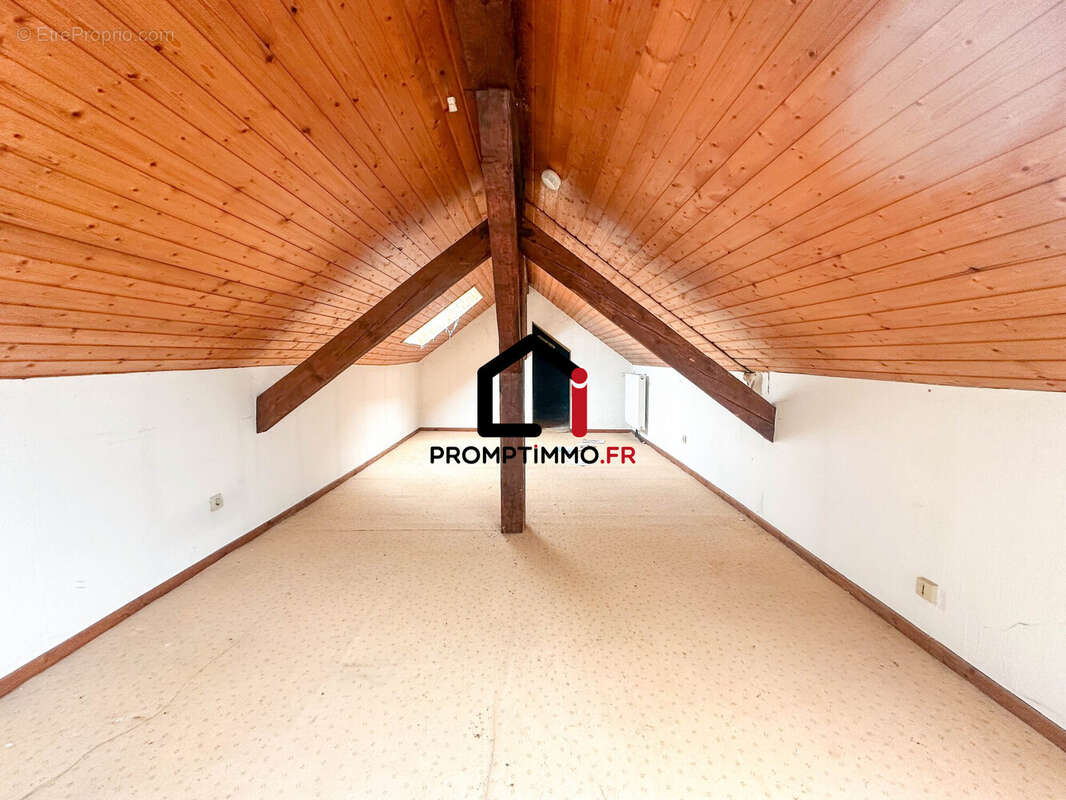 Appartement à AUDINCOURT