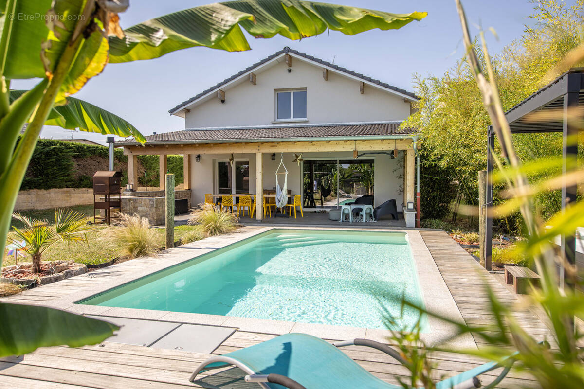 Maison à GONDREVILLE