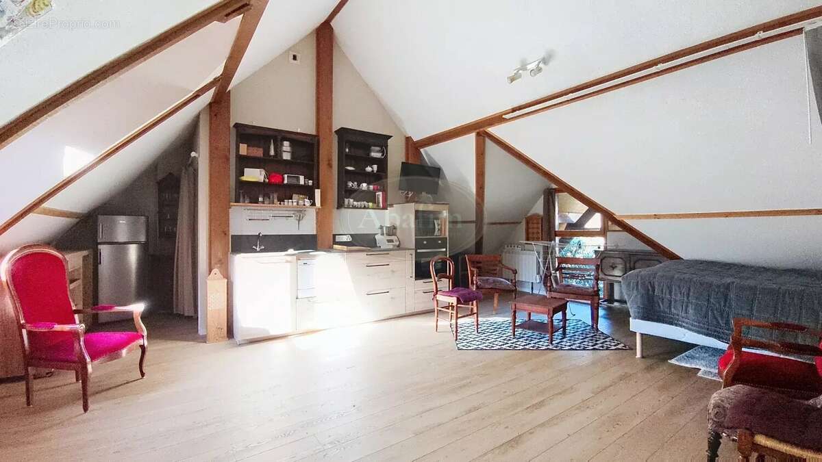 Maison à JUZET-DE-LUCHON