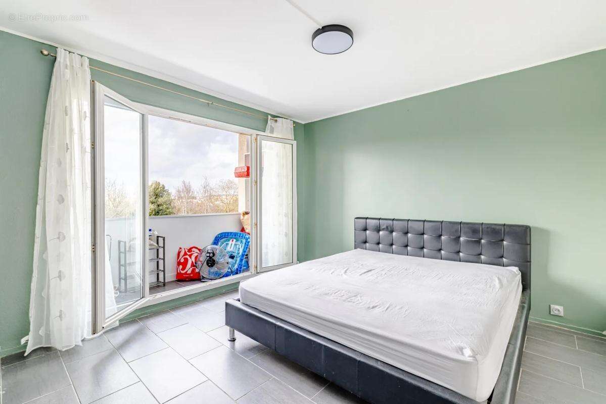 Appartement à SAINT-GRATIEN