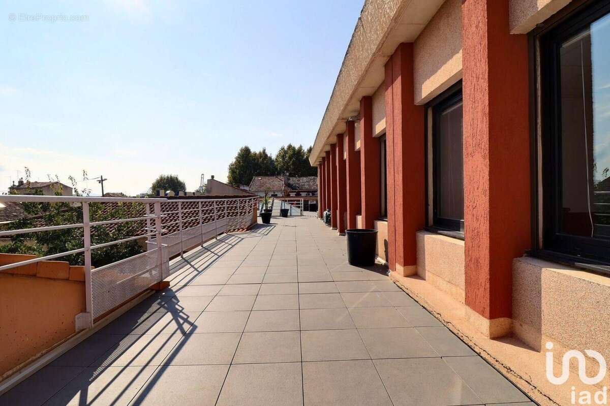 Photo 3 - Commerce à MARSEILLE-16E