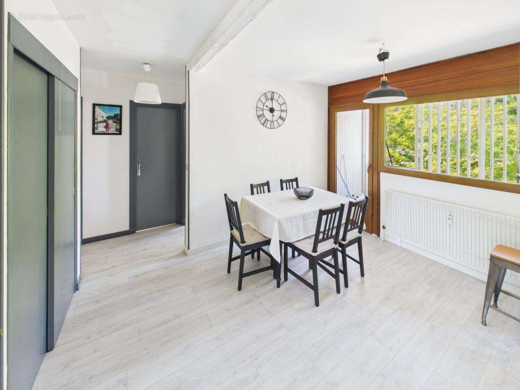 Appartement à MONTMELIAN