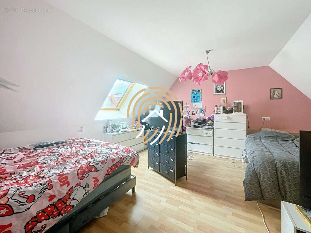Maison 94 m² à Leforest  - photo 9