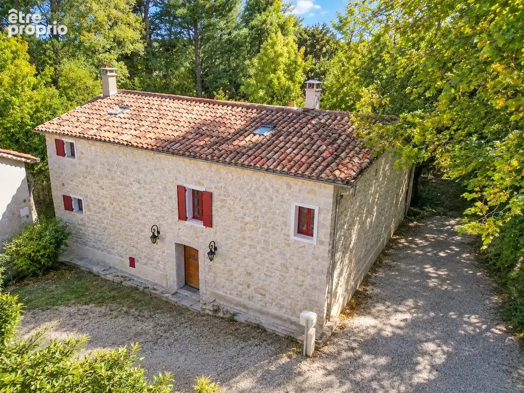 Bastide en pierre de caractère – caussols - photo 4