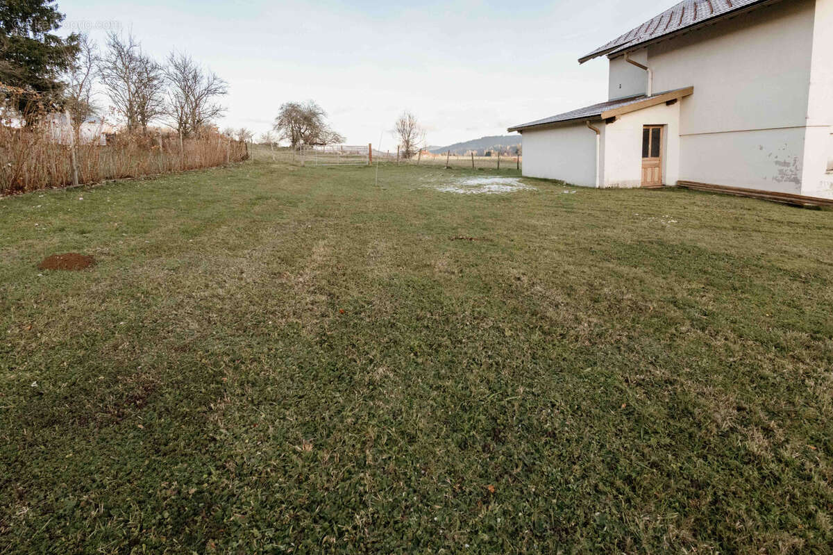 Maison à LA LONGEVILLE