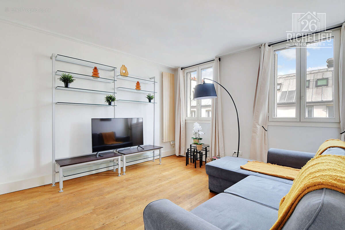 Appartement  4/5 pièces - Avenue Victoria - 98 m2 - photo 3