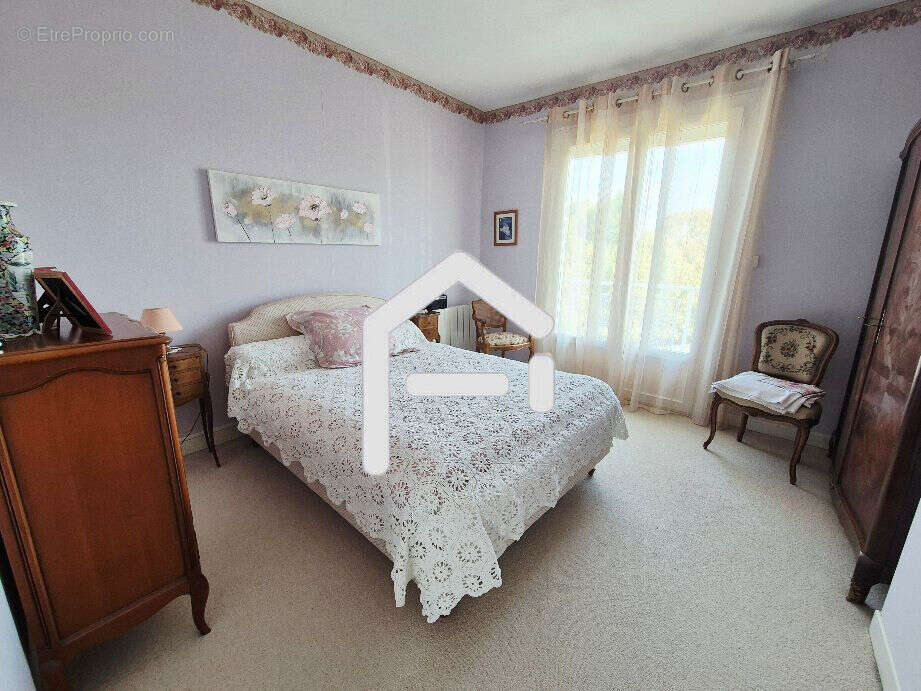 Appartement à BEAUZELLE