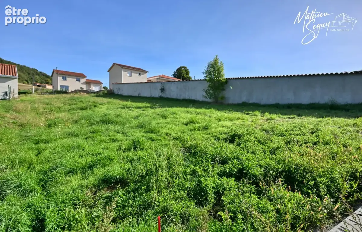 Terrain constructible dans un village convivial - photo 5