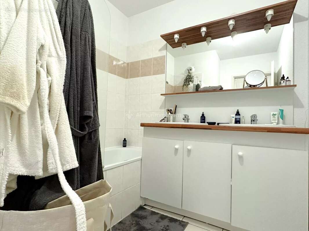 Appartement T3 - photo 9
