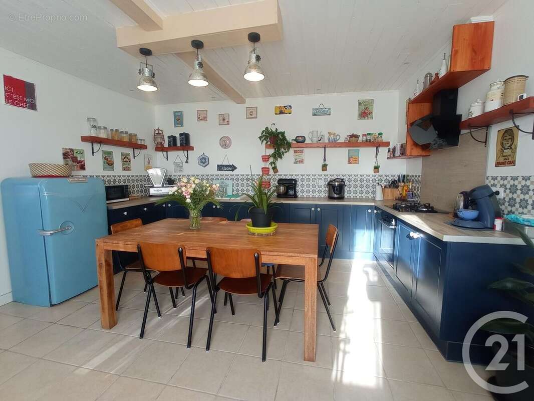 Maison à SAVIGNAC-DE-L&#039;ISLE