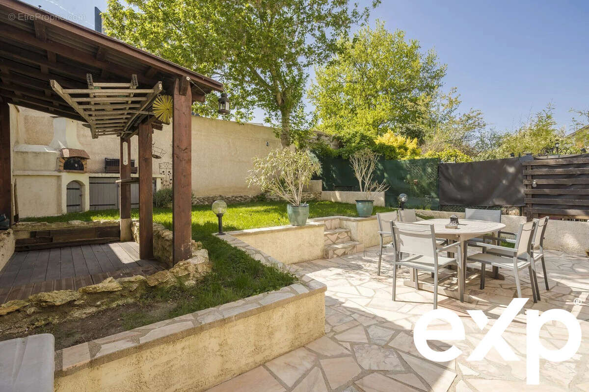 Maison à BONNEUIL-SUR-MARNE