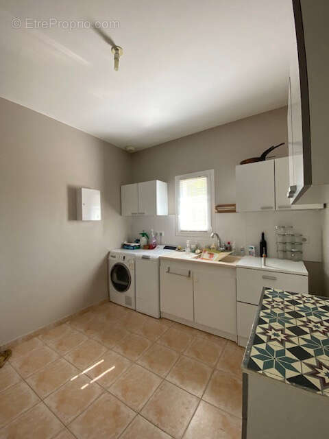 ROULLET SAINT ESTEPHE Maison de plain pied 169 m2  3 chambres secteur calme - photo 22