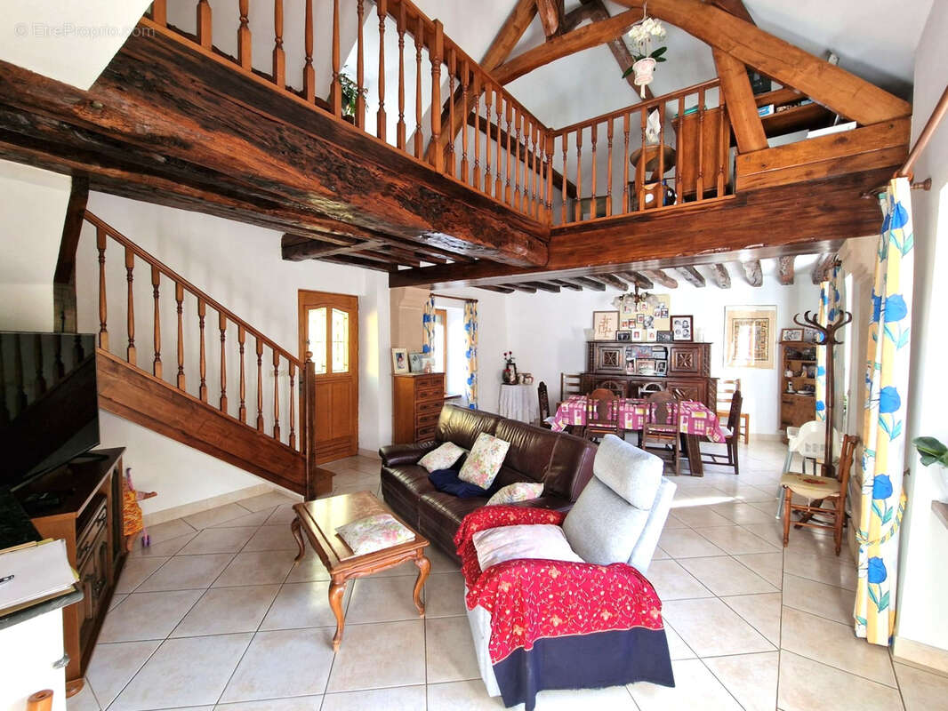 Maison à JOUARS-PONTCHARTRAIN