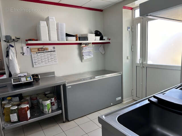 Commerce à SAINT-AMOUR